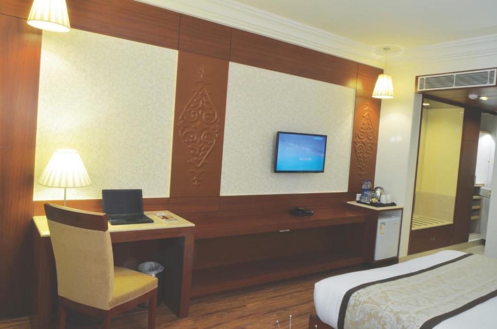 Hotel Regent Grand Нью-Делі Екстер'єр фото