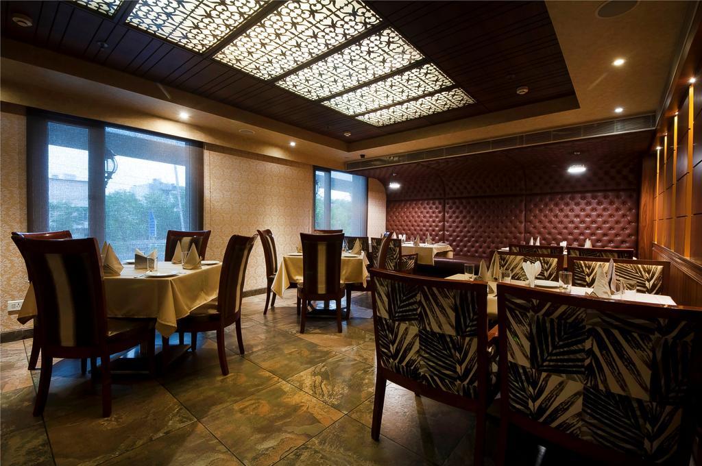 Hotel Regent Grand Нью-Делі Екстер'єр фото